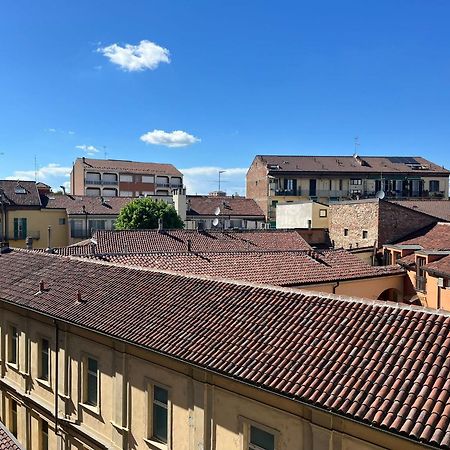 Hotel Incantevole e Spaziosa camera in centro Alessandria Esterno foto